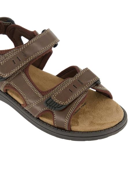 womens sandals kmart